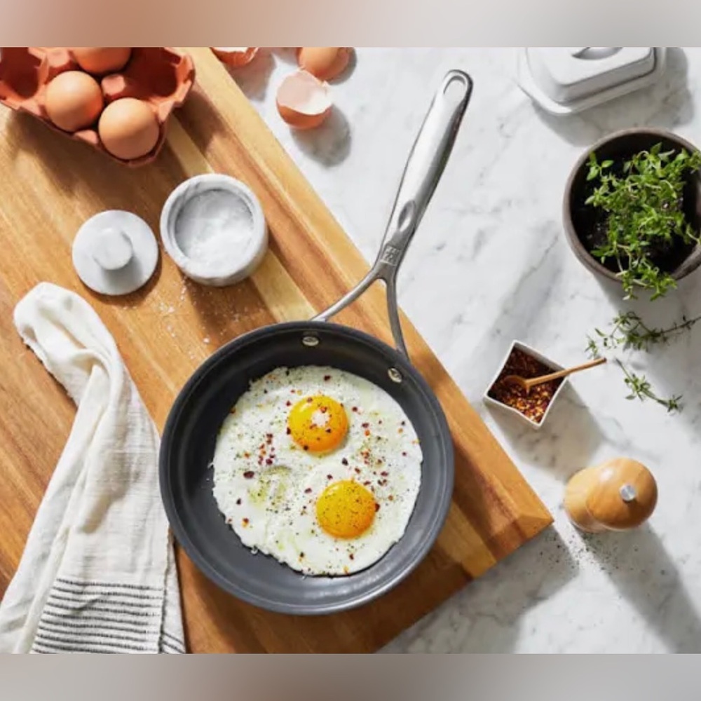 ZWILLING 8” non-stick frying pan
